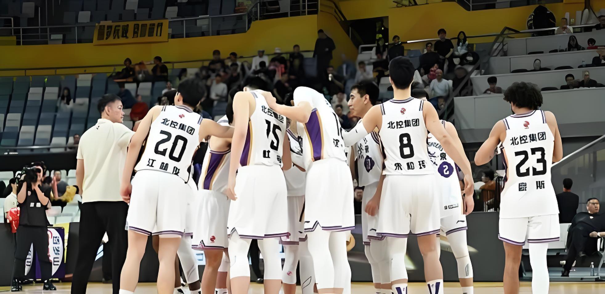 NBA直播-CBA“土豪队”大洗牌！主教练火速下课，多名球员进交易名单？